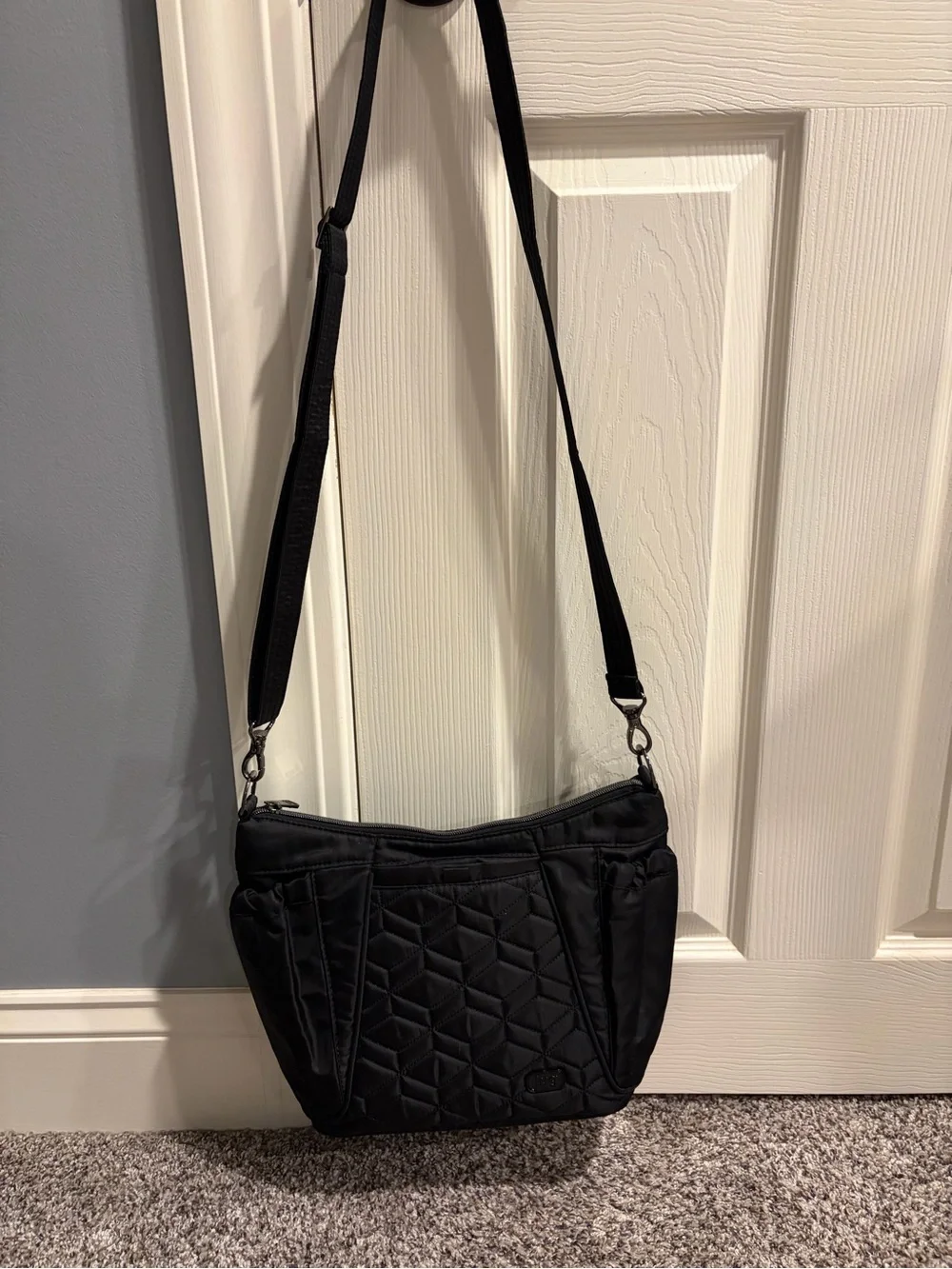 lug Mini Shuffle Black Quilted Crossbody Bag